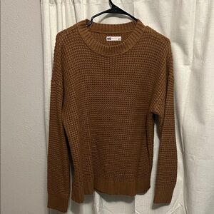 Women’s rusty brown sweater